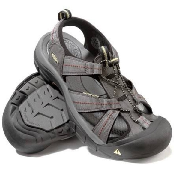 Keen Gray Venice H2 Waterproof Hiking Closed Toe Sandals Size 11 Mens